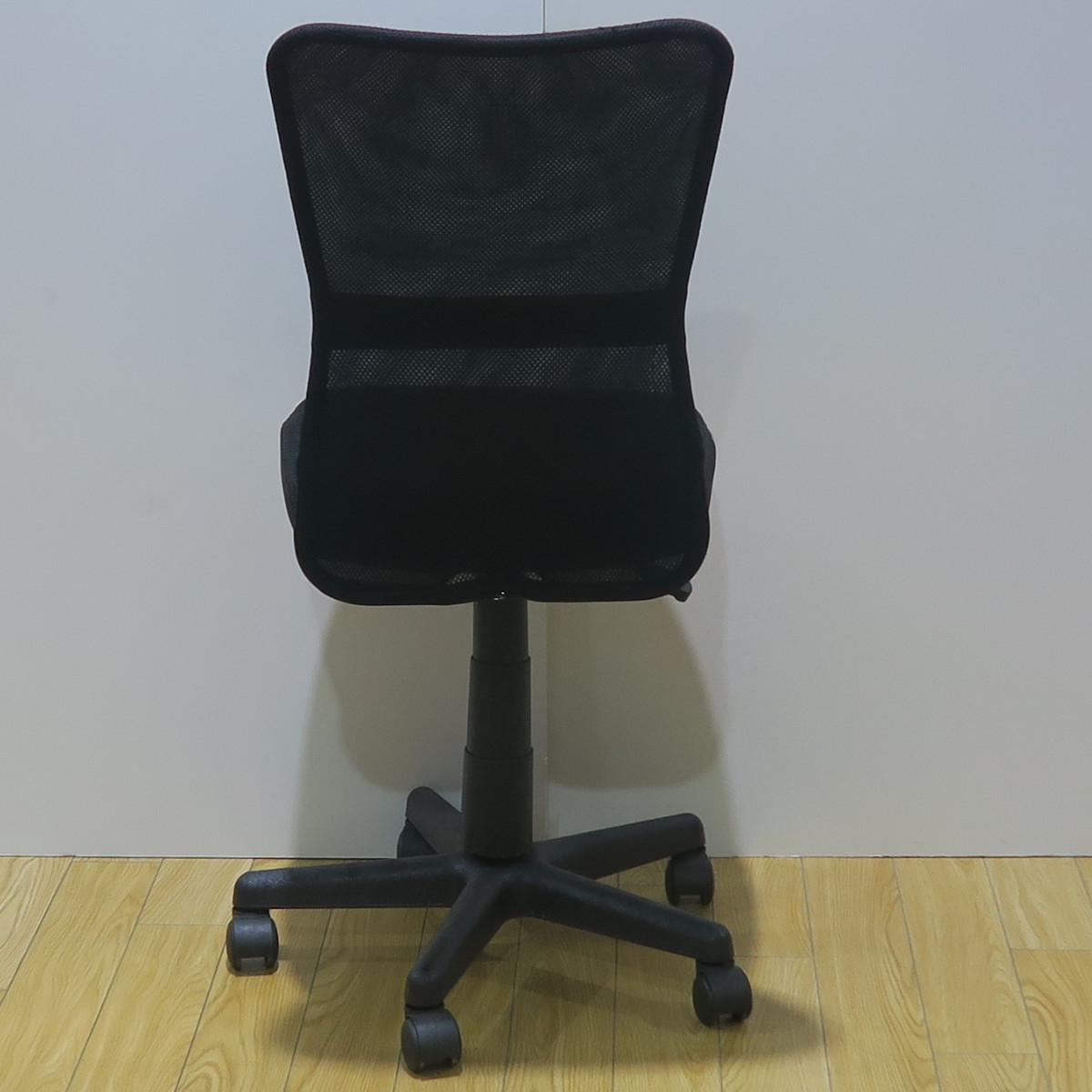 オフィスチェア メッシュ 肘なしタイプ 座面高42~54cm ガス圧チェア ルーア ( ワークチェア パソコンチェア キャスター付き 学習椅子 アームレス 高さ調節 チェア チェアー イス 椅子 いす オフィス 在宅 シンプル 通気性 )