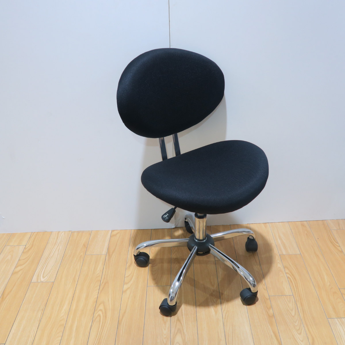 デスクチェア メッシュ 座面高45~53cm ガレット ( ワークチェア パソコンチェア キャスター付き 学習椅子 アームレス 高さ調節 コンパクト チェア チェアー イス 椅子 いす オフィス 在宅 シンプル 通気性 )