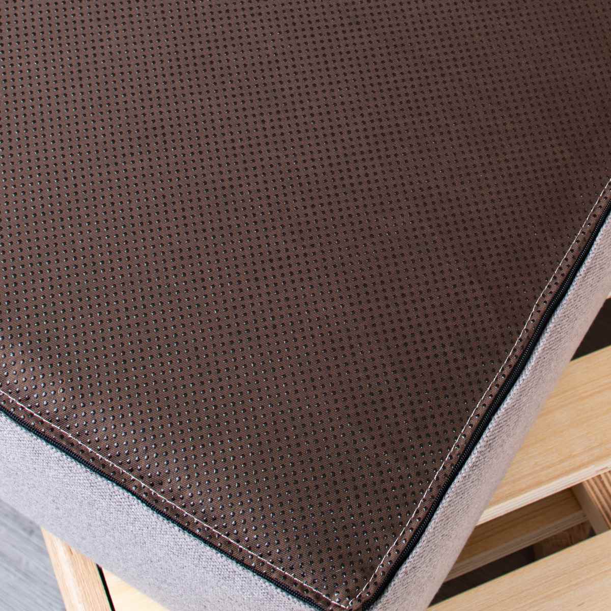 ソファ 2人掛け 幅140cm ピオ ( ソファー コンパクト リビングソファ 二人用 ローソファ フロアソファ アームレス 北欧風 座面 広め ファブリック 通気性 スノコ 省スペース おしゃれ ) 【カーキ】 カーキ