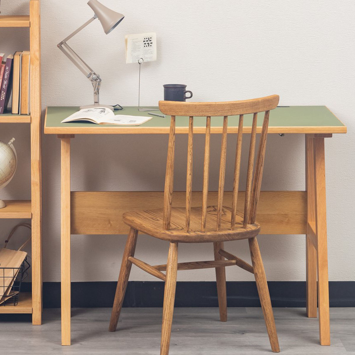 ワークデスク 幅120cm コンセント2口 USBポート付 リノ ( デスク 机 学習机 勉強机 パソコンデスク オフィスデスク コンパクト 平机 木製 学習デスク パソコン PC リビングデスク スチール おしゃれ ) 【バーガンディ】 バーガンディ