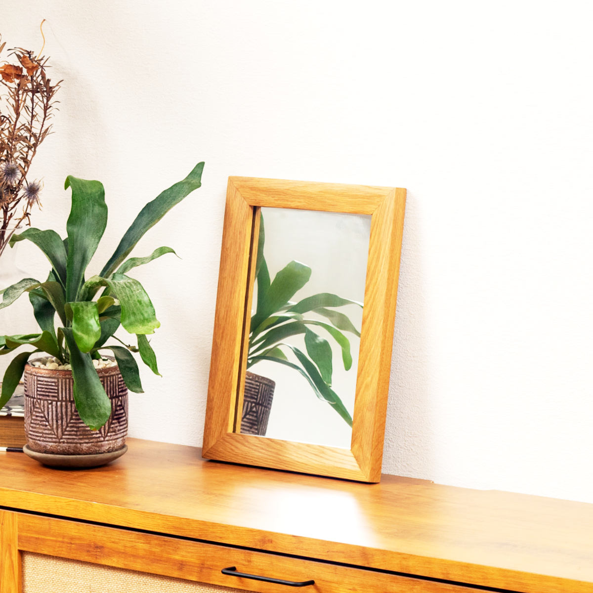 立てかけミラー 30×40cm フレア （ ミラー 鏡 ウォールミラー 立て掛け 天然木 木製フレーム 置き型 かがみ 玄関 四角 オーク無垢材 ナチュラル ）