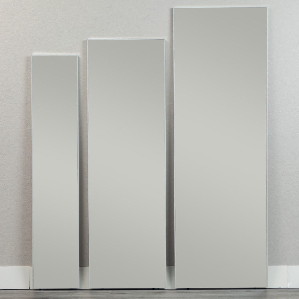 ミラー 全身鏡 フィルム 60×180cm ソフトミラー クリア ( 全身 鏡 壁掛け 立て掛け 軽い 割れない 軽量 割れない鏡 シンプル 安全 安心 ゴム脚 )