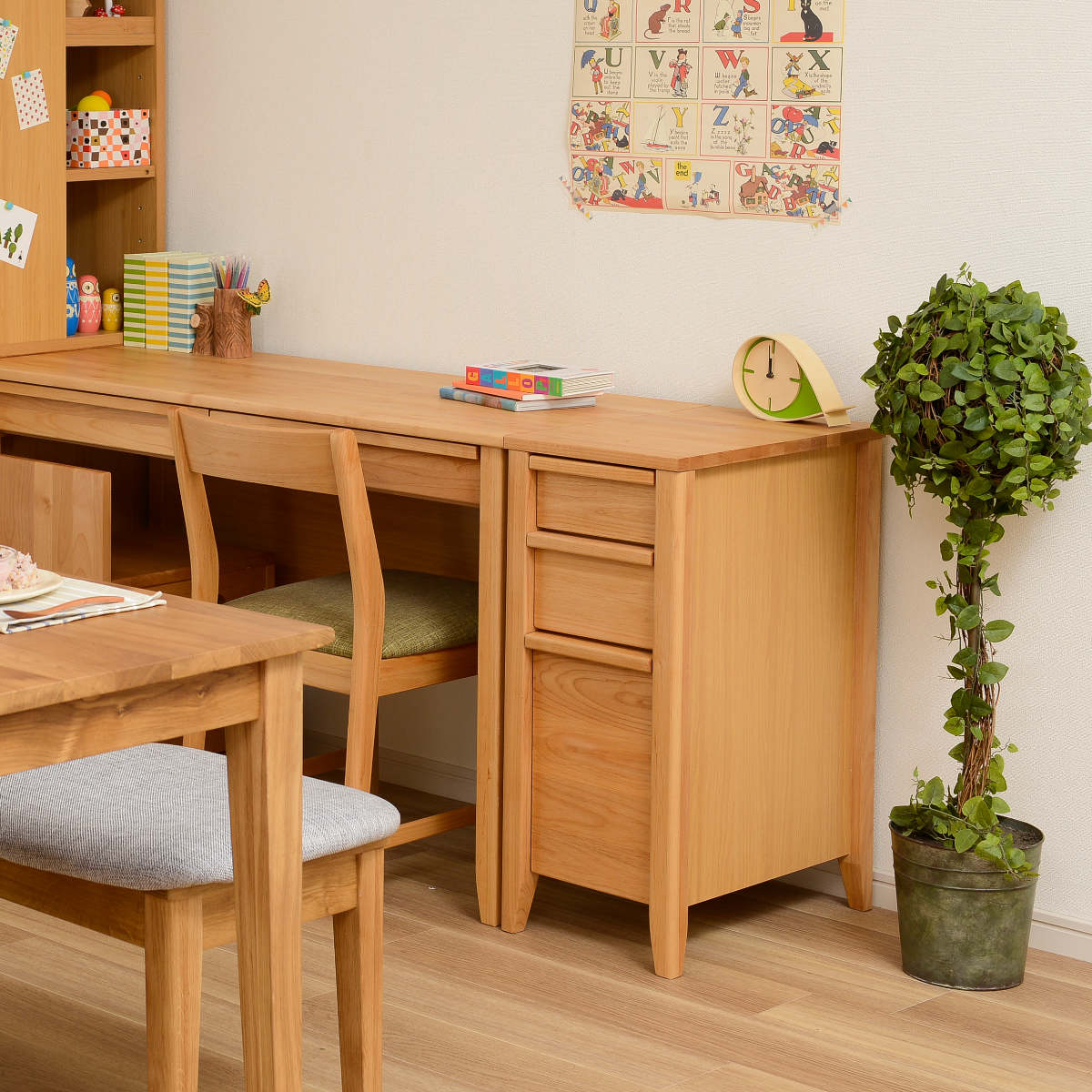 サイドチェスト 幅30cm 学習机 トライA専用 ( デスク横 引き出し 3段 収納 木製 天然木 リビング スリム コンパクト 完成品 脚付き 整理 整頓 学習教材 デスク サイド スリムチェストおしゃれ デスクワゴン )