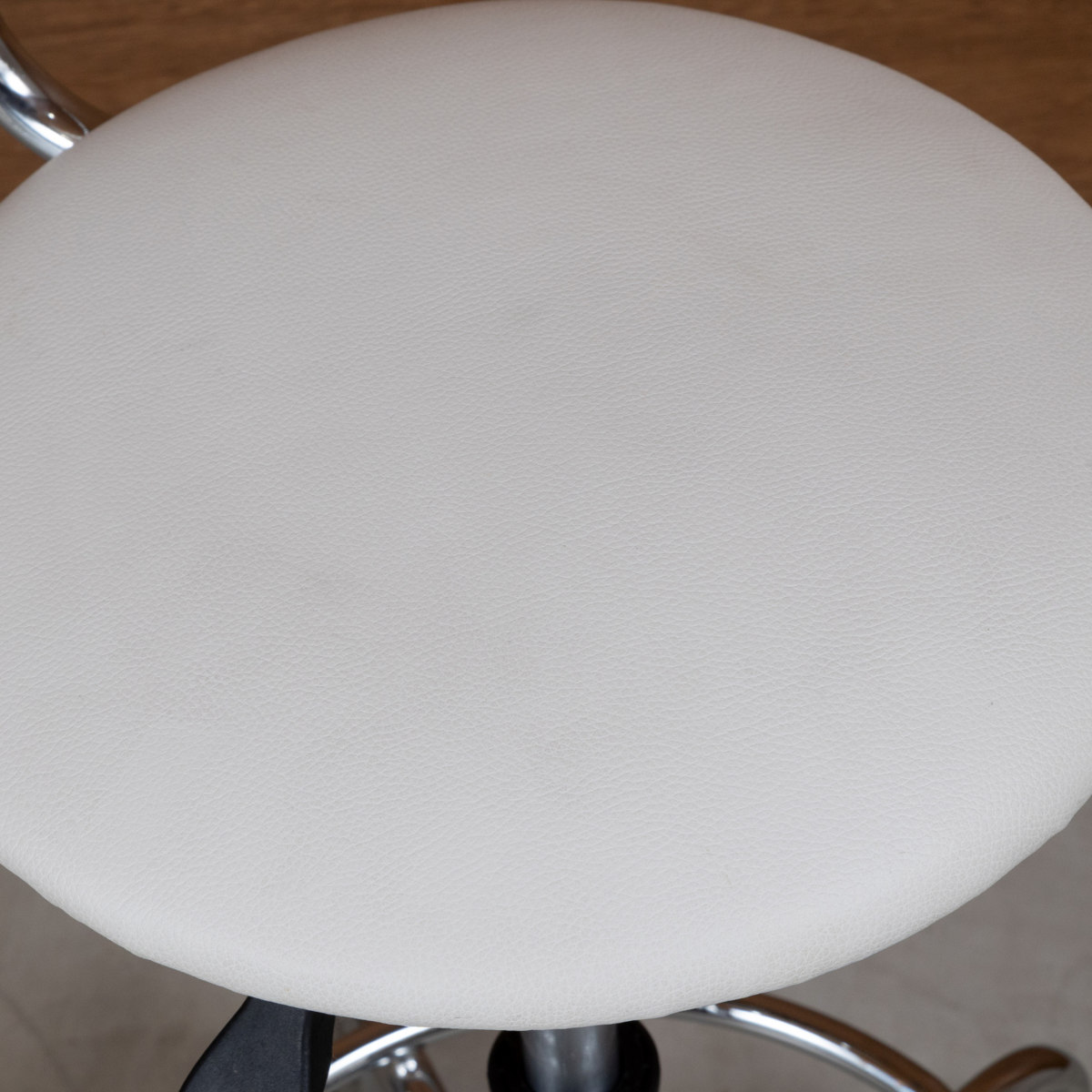 カウンターチェア 昇降式 座面高56~72cm バーチ ( 背もたれ付き キャスター付き バーチェア キッチンチェア イス 椅子 高さ調節 回転 スツール キッチン ラウンドチェア ダイニング 足掛け 足置き ハイチェア ) 【ブラック】 ブラック