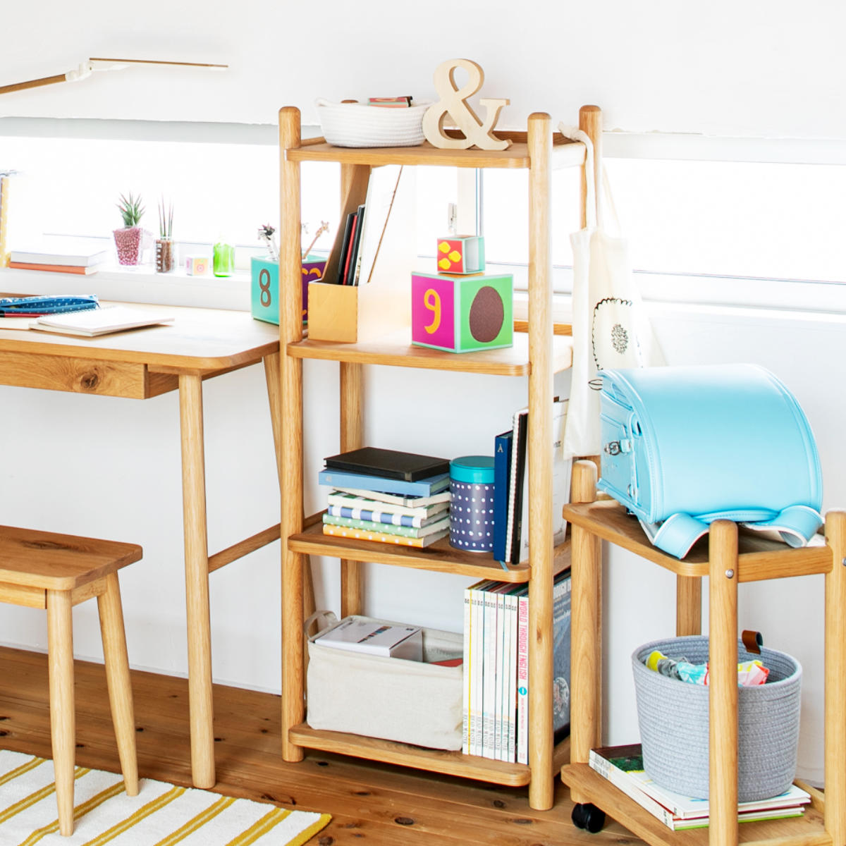 オープンラック 幅50cm 高さ115cm 書棚 パルレ ( ラック 棚 シェルフ 収納 木製 天然木 4段 本棚 デスク横 リビング スリム 木製ラック 奥行30cm デスクサイドラック 整理 整頓 ウッドラック 飾り棚 ディスプレイ 学習教材 )