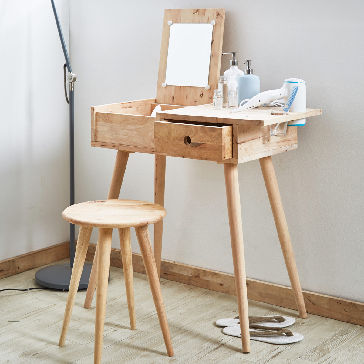 ドレッサー チェアセット ドライヤーホルダー付 NATURAL SIGNATURE ( デスク 机 鏡台 化粧台 木製 天然木 引き出し 鏡 ミラー 椅子 スツール ワークデスク コスメ メイク台 収納付き コンパクト ドリンクホルダー リビングデスク )