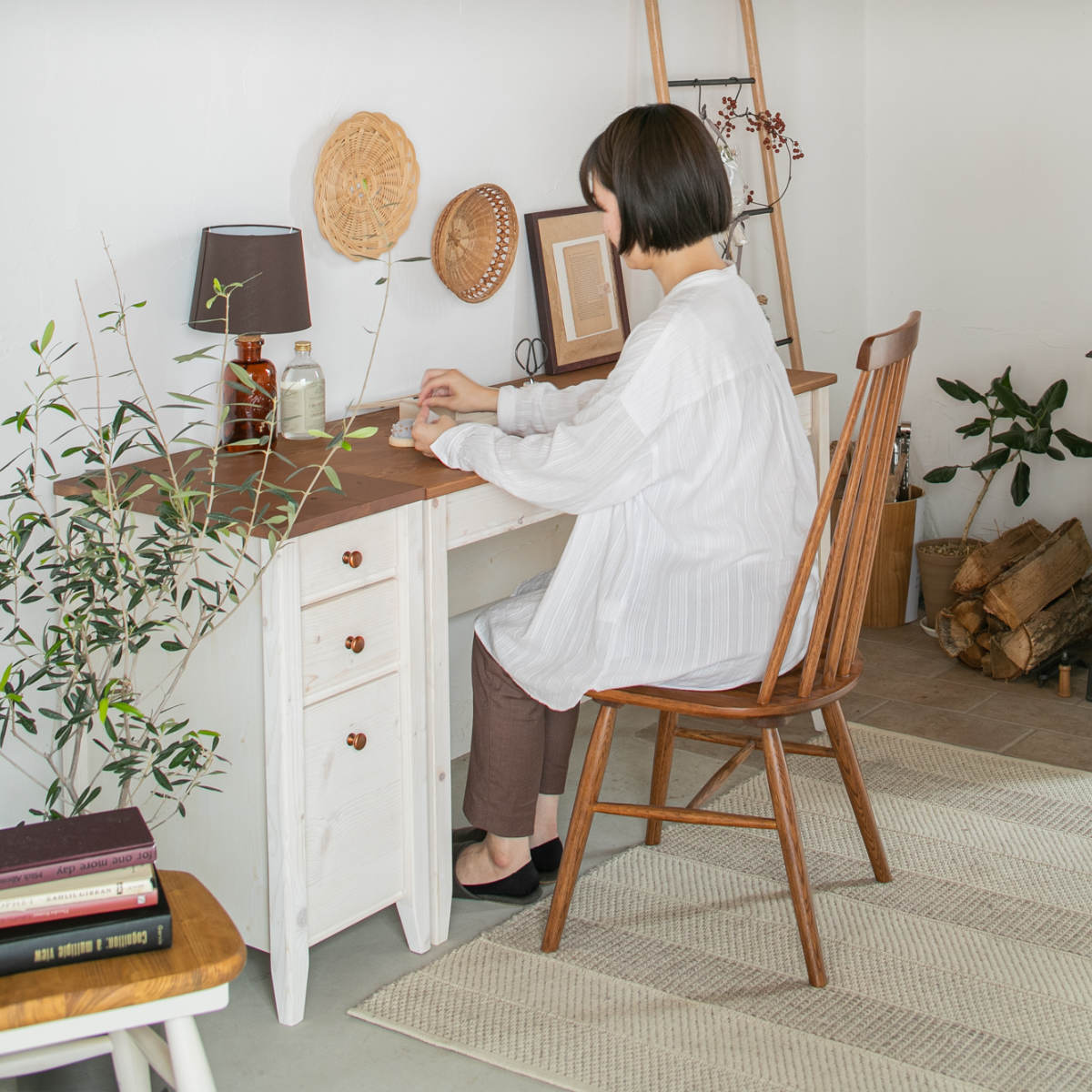 学習机 幅120cm 引出し付 トライP ( デスク 学習デスク 机 勉強机 木製 天然木 引き出し A3 リビング学習 パソコンデスク ワークデスク リビングデスク 書斎 木製デスク シンプルデスク PCデスク カントリー調 )