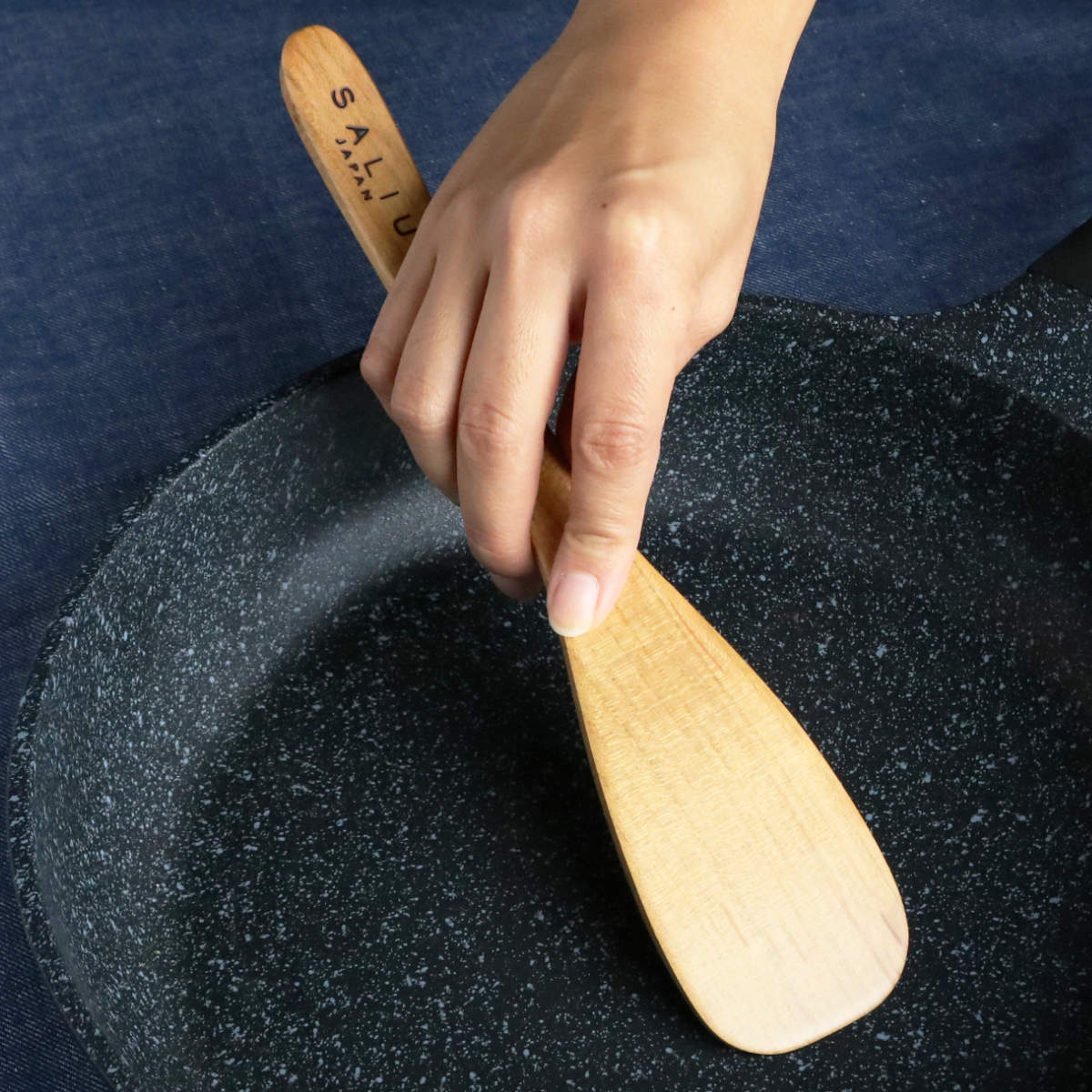 木べら LOLO ロロ 煮込み用木べら 山桜 木製 ( 木ベラ 木製ヘラ 天然木 調理器具 調理道具 調理用品 キッチンツール キッチン用品 サリュウ SALIU )