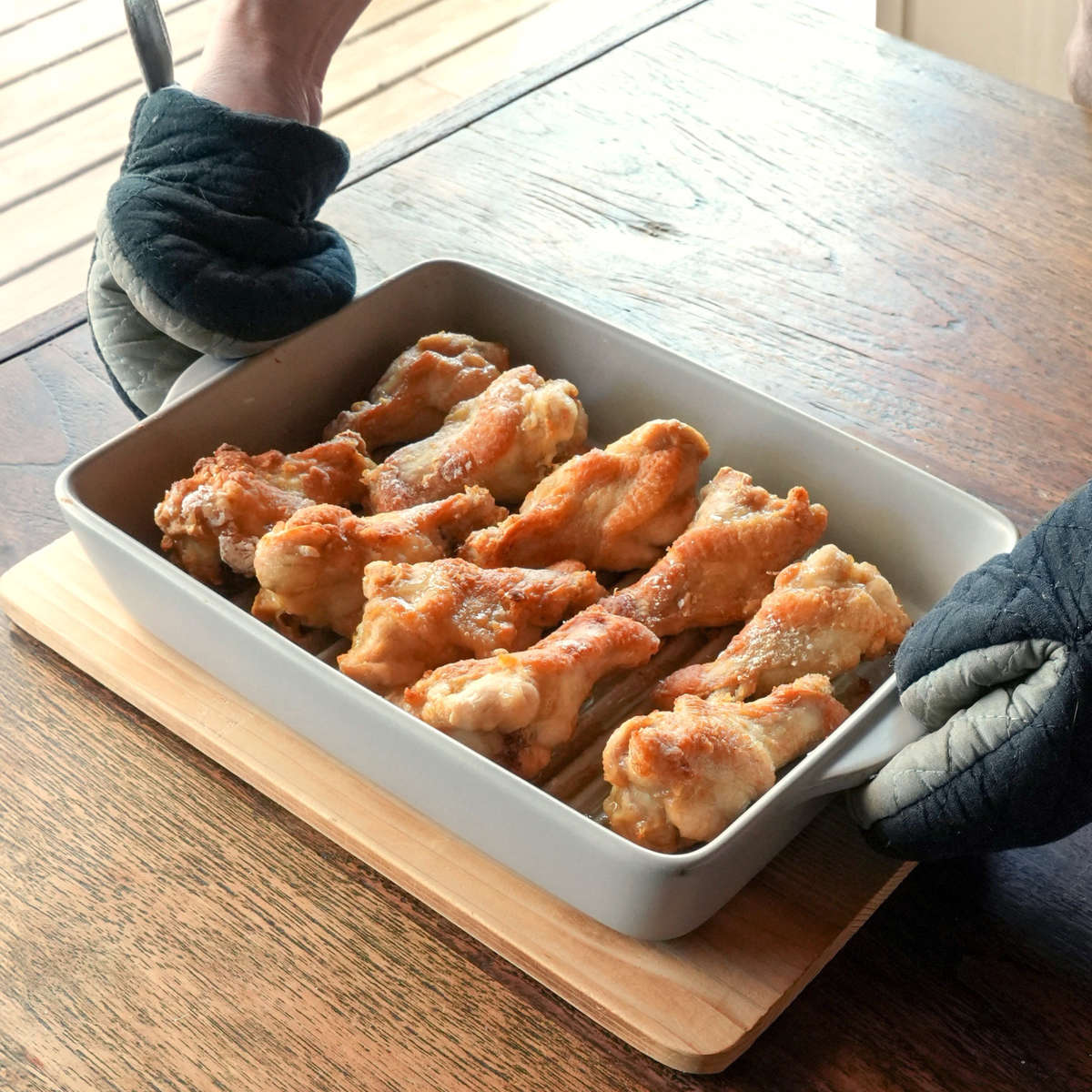 グリルパン ロロ The chef ベイクディッシュ L ウェーブ ( SALIU 耐熱 陶器 直火対応 電子レンジ対応 オーブン対応 グリルプレート 角型 日本製 プレート 皿 お皿 食器 おしゃれ シンプル ) 【ウォームグレー】 ウォームグレー