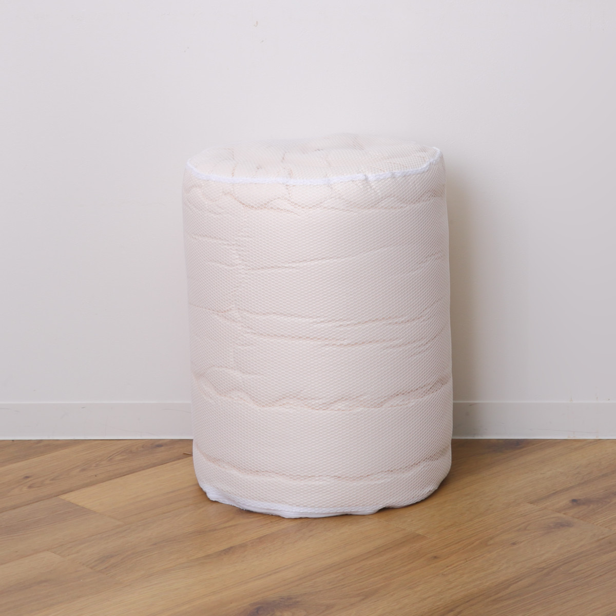 洗濯乾燥機が使える掛け布団 低温タンブル対応 シングル 専用洗濯ネット付き ( 掛け布団 日本製 ドラム式洗濯機対応 ふわかる 1.8kg 外干し不要 掛布団 乾燥機OK ネット付 ホームクリーニング 軽量 )