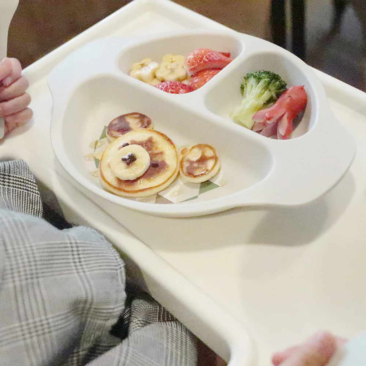 子ども向け 食器セット 安心 100%トウモロコシ由来 エコフレンドリー ( ギフトセット 子供用食器 プラスチック ランチプレート スプーン フォーク コップ 食洗機対応 キッズ 子ども ベビー食器 おしゃれ プレゼント 出産祝い )