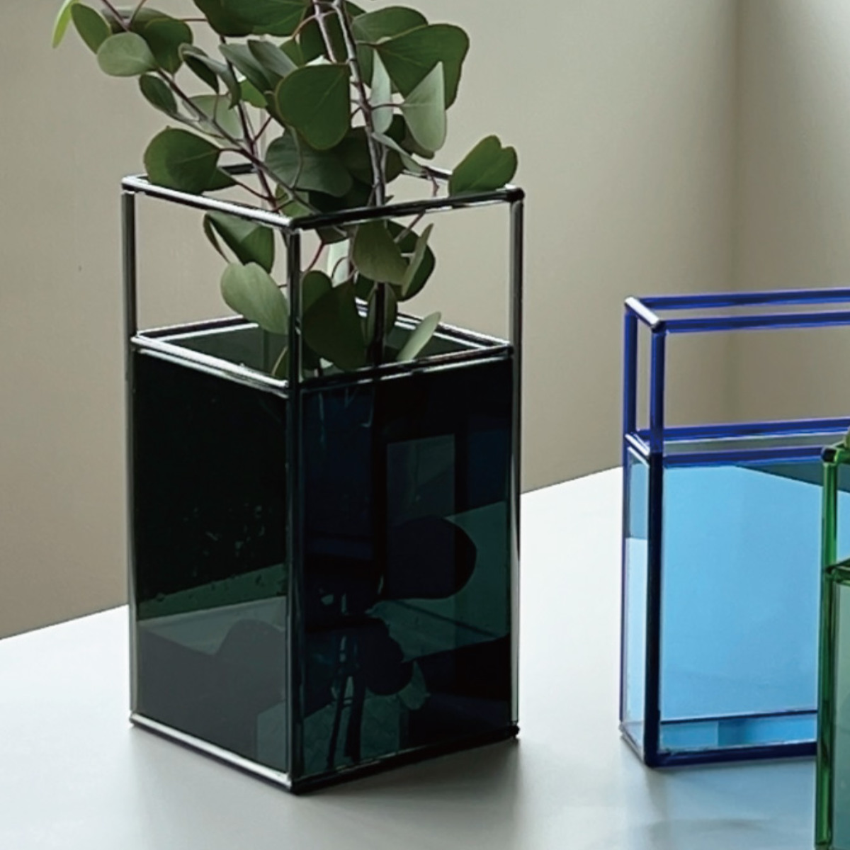 花瓶 マーハ ベース ブラック ( 花ビン 花びん 花器 フラワーベース フラワー 花 飾る 花入れ ガラス ガラス製 クリア 透明 おしゃれ 水耕栽培 一輪挿し )