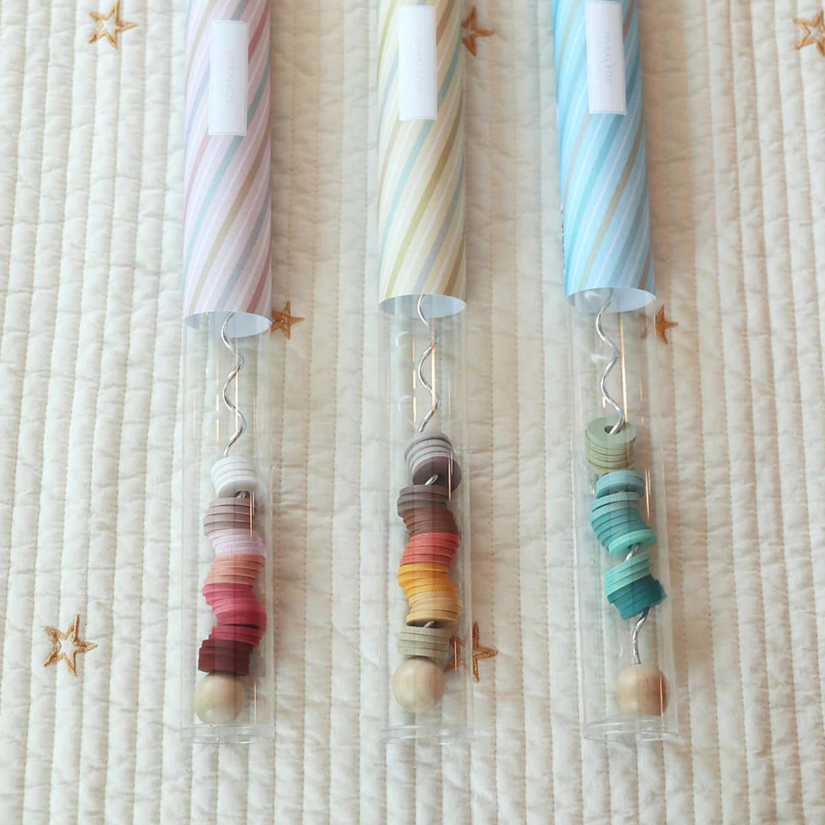 おもちゃ ベビー カラカラ SPIRAL ROD YELLOW 知育玩具 音 Adnil LAND ( 木のおもちゃ 木製 玩具 くるくる 不思議 知育 遊び 赤ちゃん プレゼント ファーストトイ ベビーおもちゃ 音が出る 音が鳴る 男の子 女の子 出産祝い )