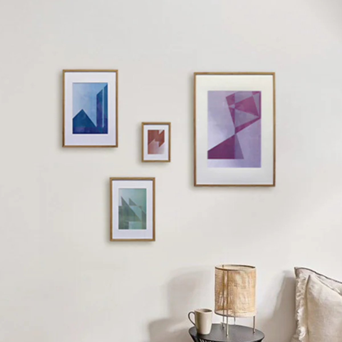 フォトフレーム ウッドフレーム YVR-01 A5サイズ対応 置き型対応 ( 写真立て フォトスタンド 写真 フレーム 額 木製 シンプル おしゃれ 置き型 壁掛け 雑貨 飾る インテリア 玄関 作品 額縁 イラスト ニッチ トイレ オーク材 )