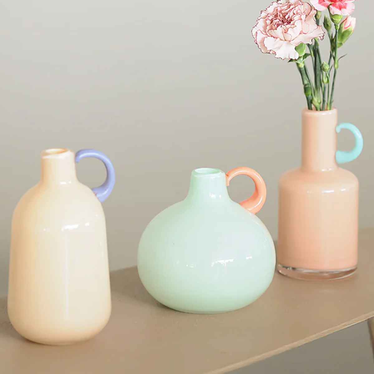 花瓶 Tiana ティアナ ( 花ビン 花びん 花器 フラワーベース フラワー 花 飾る 花入れ ガラス ガラス製 色ガラス おしゃれ 一輪挿し ) 【MINT】