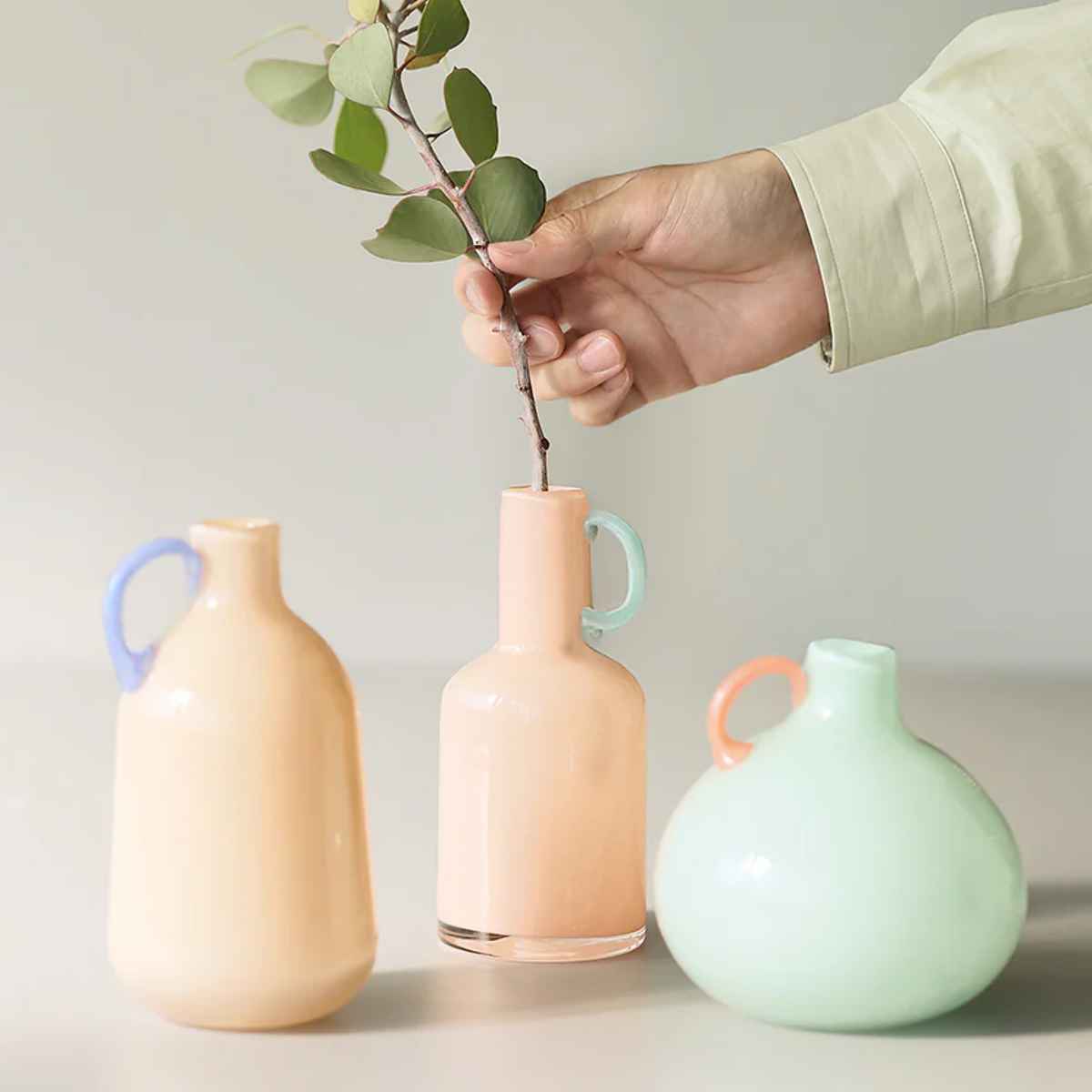 花瓶 Tiana ティアナ ( 花ビン 花びん 花器 フラワーベース フラワー 花 飾る 花入れ ガラス ガラス製 色ガラス おしゃれ 一輪挿し ) 【MINT】 MINT