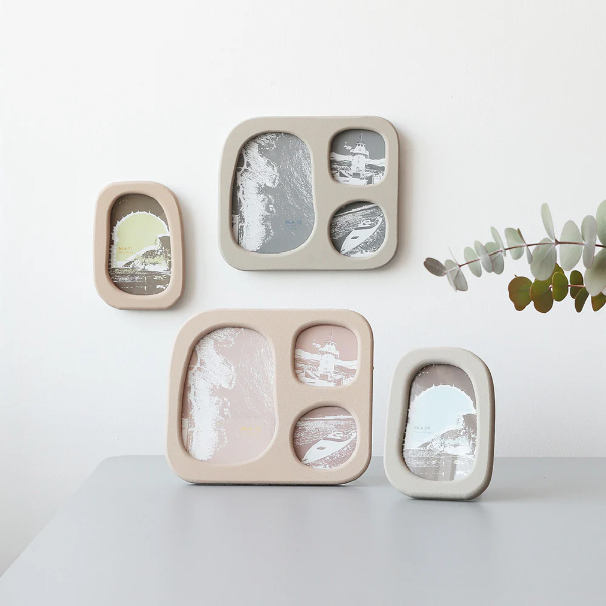 フォトフレーム MLA-01 ( 写真立て フォトスタンド 写真 フレーム ゆがみ 曲線 インテリア おしゃれ カフェ かわいい 壁掛け 置き型 柔らかい 雑貨 飾る 玄関 作品 額縁 イラスト ニッチ トイレ 縦 韓国インテリア ) 【ベージュ】 ベージュ