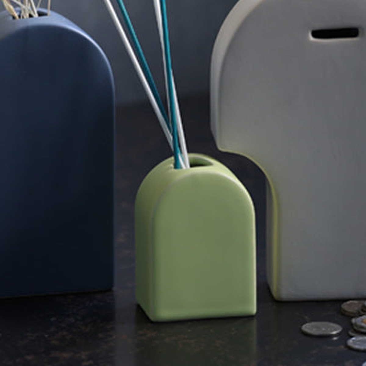 フラワーベース オブジェ POM LEMON CREAM （ 花ビン 花びん 花器 ベース フラワー 花 飾る 花入れ セラミック 小物入れ インテリア 雑貨 アートベース ディスプレイ グリーン ）