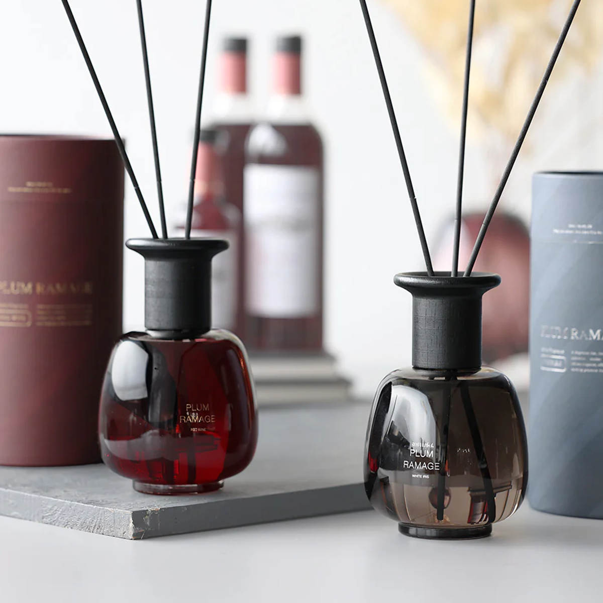 リードディフューザー PLUM RAMAGE （ ディフューザー アロマディフューザー 芳香剤 大容量 600ml 約6ヶ月 長持ち 香り持続 上品な香り 華やか ルームフレグランス 高級感 ギフト プレゼント ） 【ホワイトアイリス】