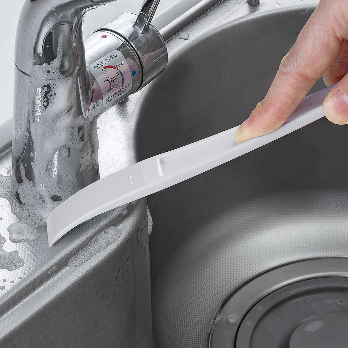 こすれる ヘラスティック 2本入り レンジ回り シンク ( ヘラ スキージー レンジ ガスコンロ シロッコファン ミニ 掃除用品 専用ブラシ すき間掃除 掃除 便利グッズ )