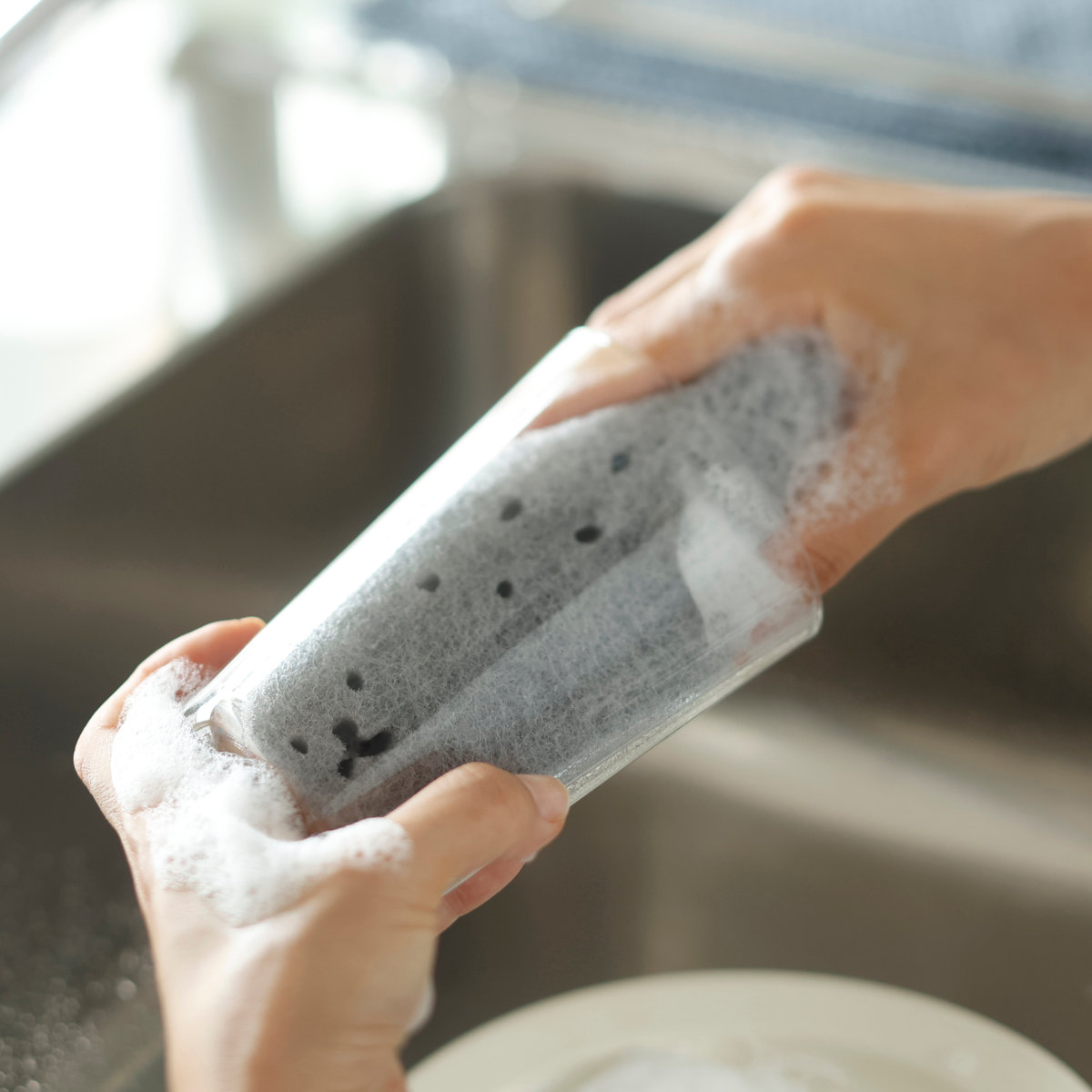 marna マーナ あざらしスポンジ K700 ( キッチンスポンジ アザラシスポンジ 台所用スポンジ 食器用スポンジ キッチン雑貨 食器洗い 皿洗い 食器用 シンク用品 キッチングッズ キッチン小物 キッチン用品 ) 【グレー】 グレー