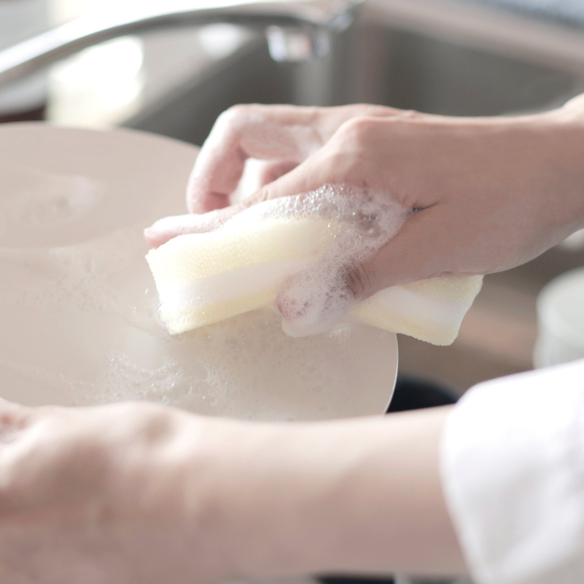 marna マーナ 清潔謹製 抗菌キッチンスポンジ 1層 3層 K752 K751 ( スポンジ キッチンスポンジ 台所用スポンジ 台所スポンジ 食器洗いスポンジ 泡立ち 抗菌 キッチン掃除 キッチン清掃 食器洗い 食器スポンジ 清潔 キッチン 日本製 ) 【1層】 1層