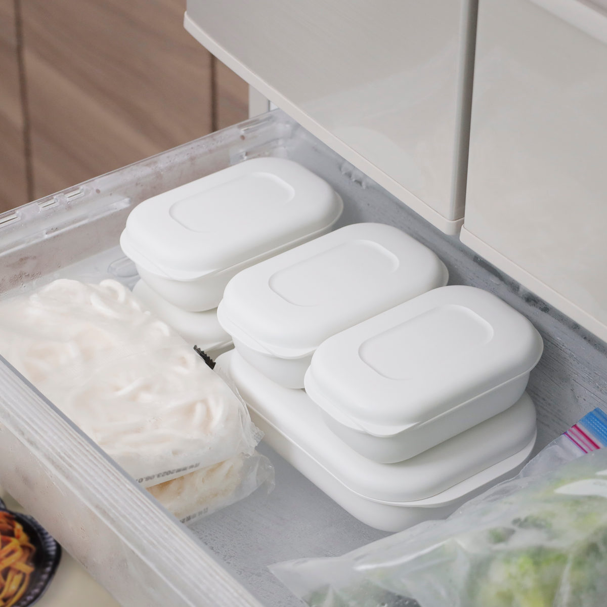 marna マーナ 極 冷凍ごはん容器 小 K811 ( 保存容器 2個入り 日本製 食洗機対応 電子レンジ対応 冷凍ご飯容器 冷凍保存 冷凍 100g 小盛 ふっくら お弁当 お米 ごはん ご飯 米 容器 小分け 保存 炊き立てごはん 炊き立てご飯 )