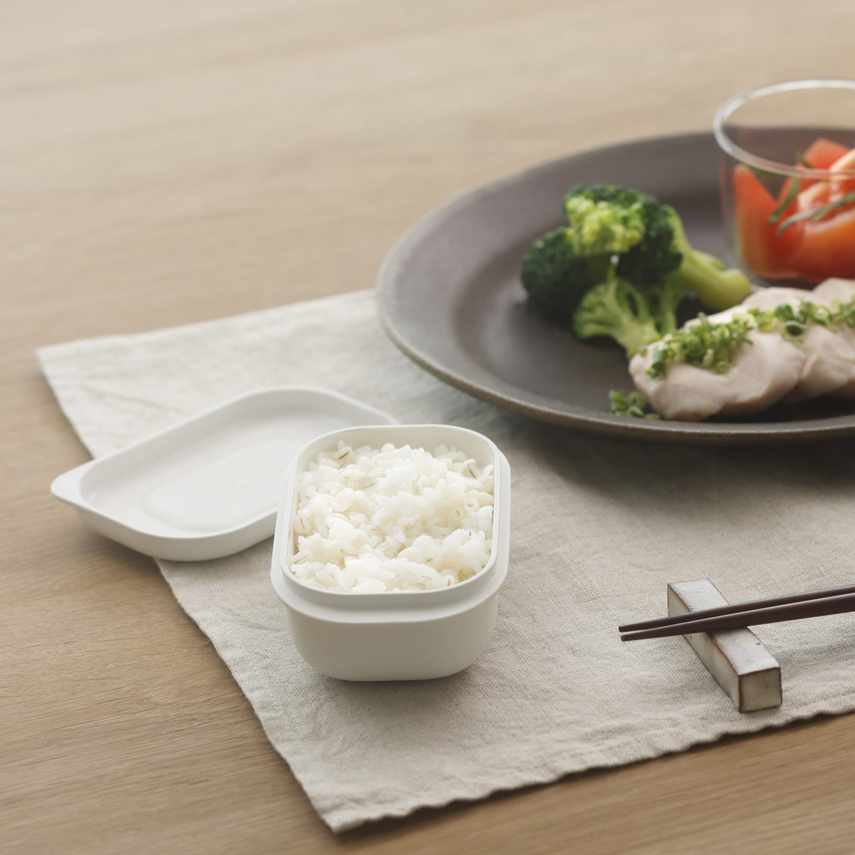 marna マーナ 極 冷凍ごはん容器 小 K811 ( 保存容器 2個入り 日本製 食洗機対応 電子レンジ対応 冷凍ご飯容器 冷凍保存 冷凍 100g 小盛 ふっくら お弁当 お米 ごはん ご飯 米 容器 小分け 保存 炊き立てごはん 炊き立てご飯 )