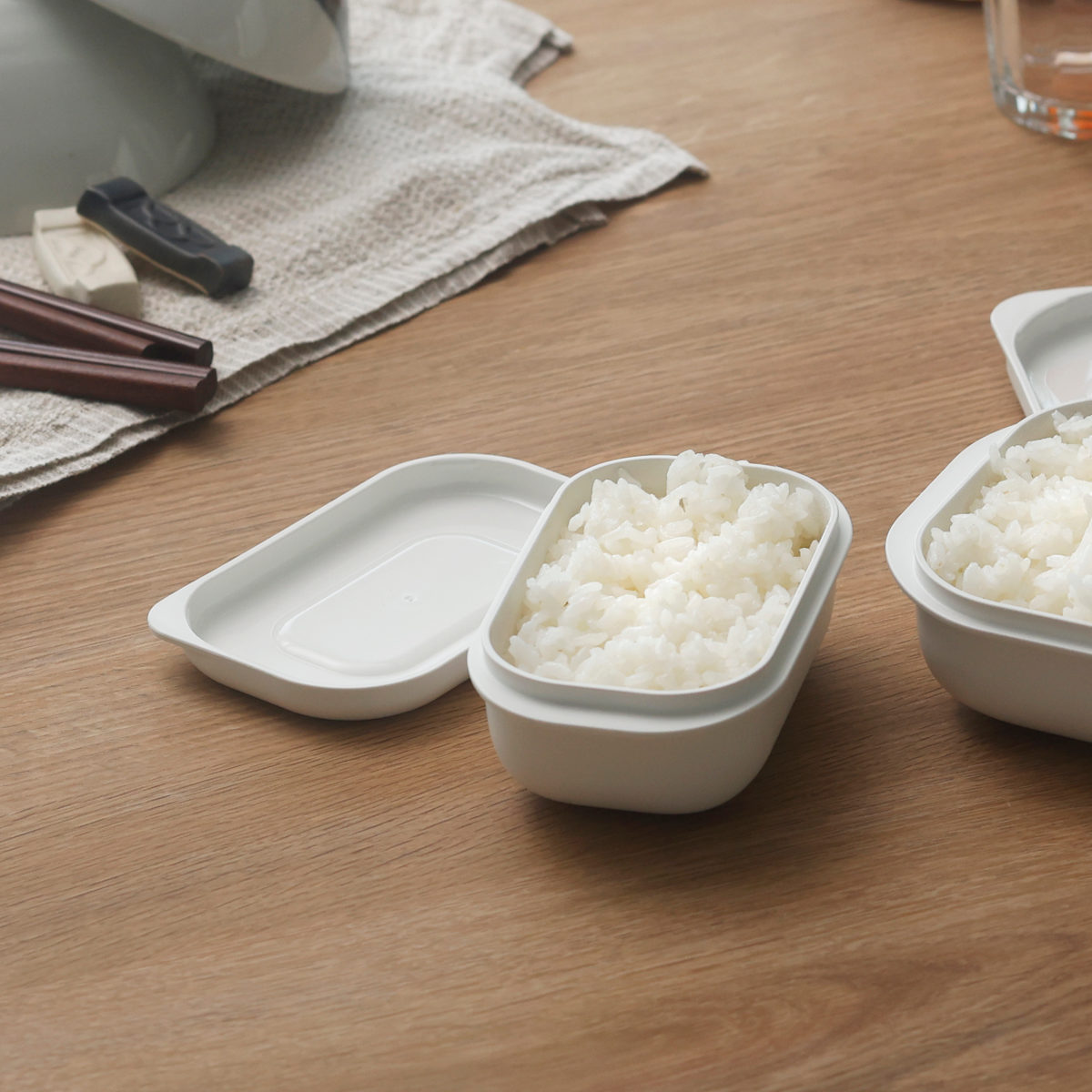 marna マーナ 極 冷凍ごはん容器 小 K811 ( 保存容器 2個入り 日本製 食洗機対応 電子レンジ対応 冷凍ご飯容器 冷凍保存 冷凍 100g 小盛 ふっくら お弁当 お米 ごはん ご飯 米 容器 小分け 保存 炊き立てごはん 炊き立てご飯 )