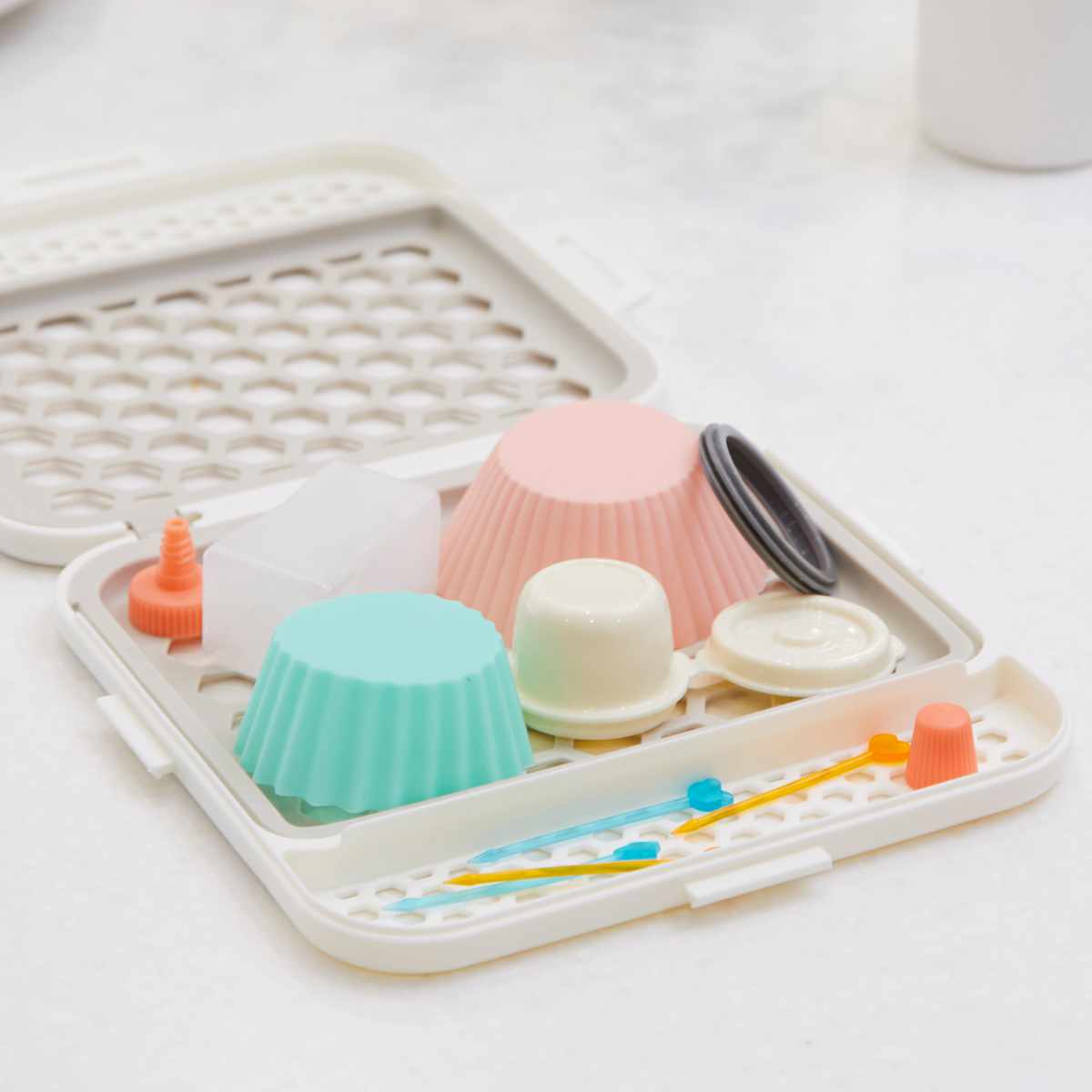 marna マーナ 食洗機用小物ネット K823W ( 食洗機 小物 カゴ ケース ネット お弁当用品 おかずカップ シリコン シリコーン パッキン ピック 仕切り付き キッチン 小物入れ 小物かご 小物ネット バスケット )