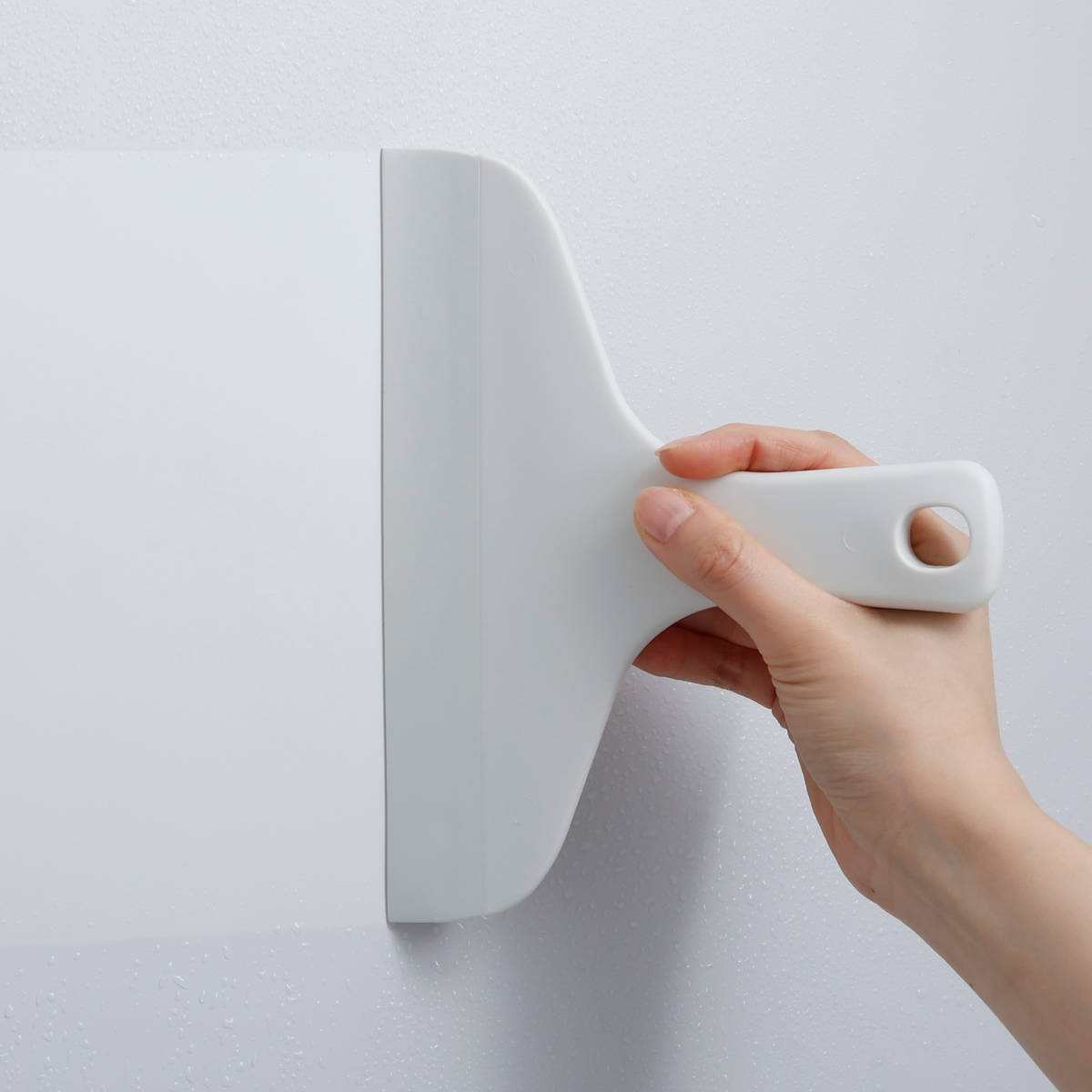 marna マーナ 小回りスキージー W677 ( マーナのきほん ワイパー 水切り 結露 曇り 風呂 お風呂 窓掃除 掃除 清掃 シンプル 鏡 タイル 壁 風呂掃除 浴室 湿気 水分 水はけ 窓ワイパー スクイージー ホワイト 白 グレー ) 【グレー】 グレー