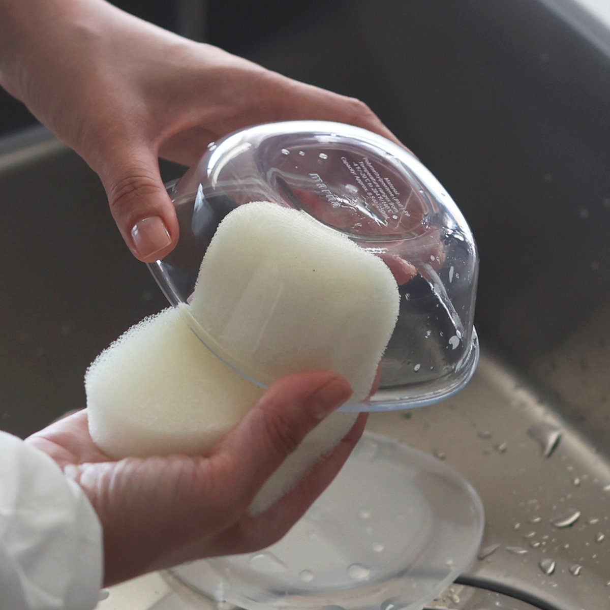 marna マーナ うつわにもなる保存容器 250mL 2個入り K831 ( 密閉 食洗機対応 電子レンジ対応 冷凍 キッチン 積み重ね スタッキング 収納 シンク下 ワンタッチ 保存 容器 軽量 ) 【ダークグレー】 ダークグレー