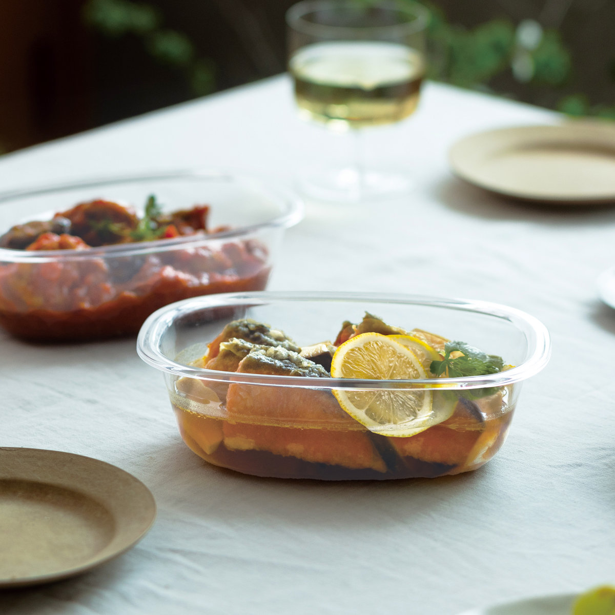 marna マーナ うつわにもなる保存容器 650mL 2個入り K832 ( 密閉 食洗機対応 電子レンジ対応 冷凍 キッチン 積み重ね スタッキング 収納 シンク下 ワンタッチ 保存 容器 軽量 ) 【クリア】 クリア