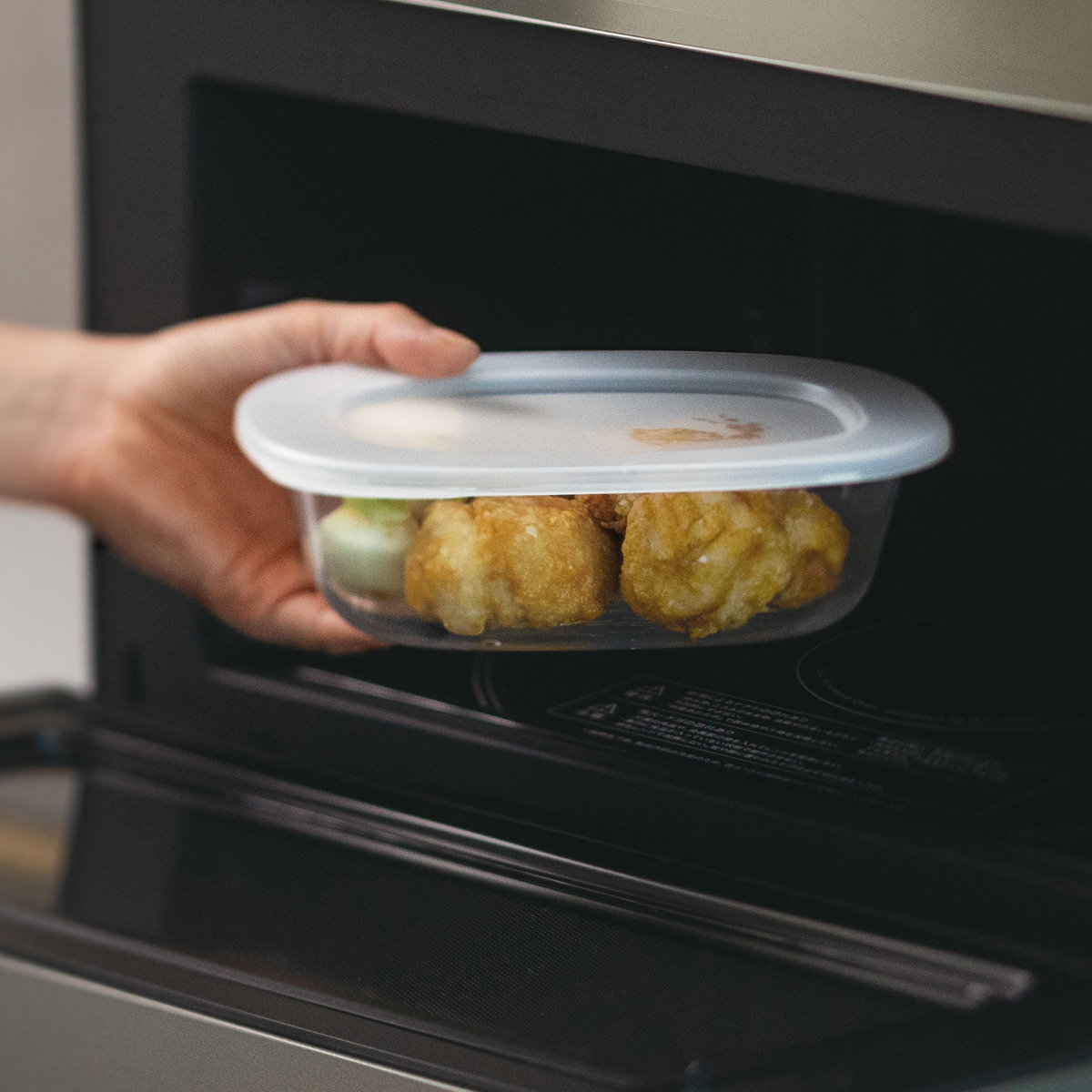 marna マーナ うつわにもなる保存容器 650mL 2個入り K832 ( 密閉 食洗機対応 電子レンジ対応 冷凍 キッチン 積み重ね スタッキング 収納 シンク下 ワンタッチ 保存 容器 軽量 ) 【クリア】 クリア