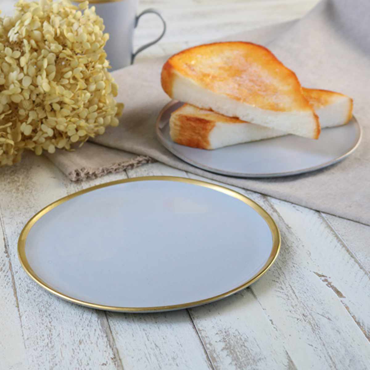 プレート 19cm スリール Sourire 笠間焼 皿 食器 洋食器 陶器 日本製 ゴールド ( 中皿 ケーキ皿 メインプレート 取り皿 平皿 パン皿 丸 取皿 おかず グレー おしゃれ ) 【シルバー】 シルバー