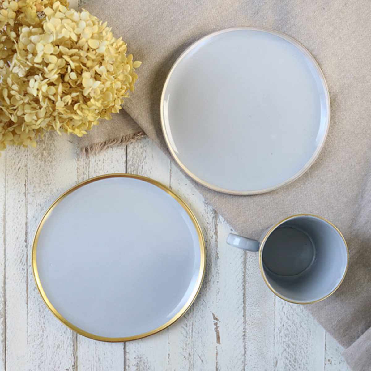 プレート 19cm スリール Sourire 笠間焼 皿 食器 洋食器 陶器 日本製 ゴールド ( 中皿 ケーキ皿 メインプレート 取り皿 平皿 パン皿 丸 取皿 おかず グレー おしゃれ ) 【シルバー】 シルバー