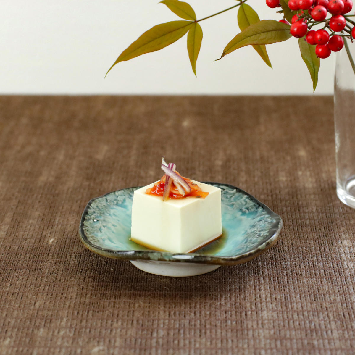 小皿 11cm プレート KANADE 陶器 同色5枚セット ( 電子レンジ対応 皿 お皿 取り皿 和食器 和風 個性的 醤油皿 薬味皿 ソース 醤油 お漬物 副菜 お浸し おしゃれ ) 【青】 青