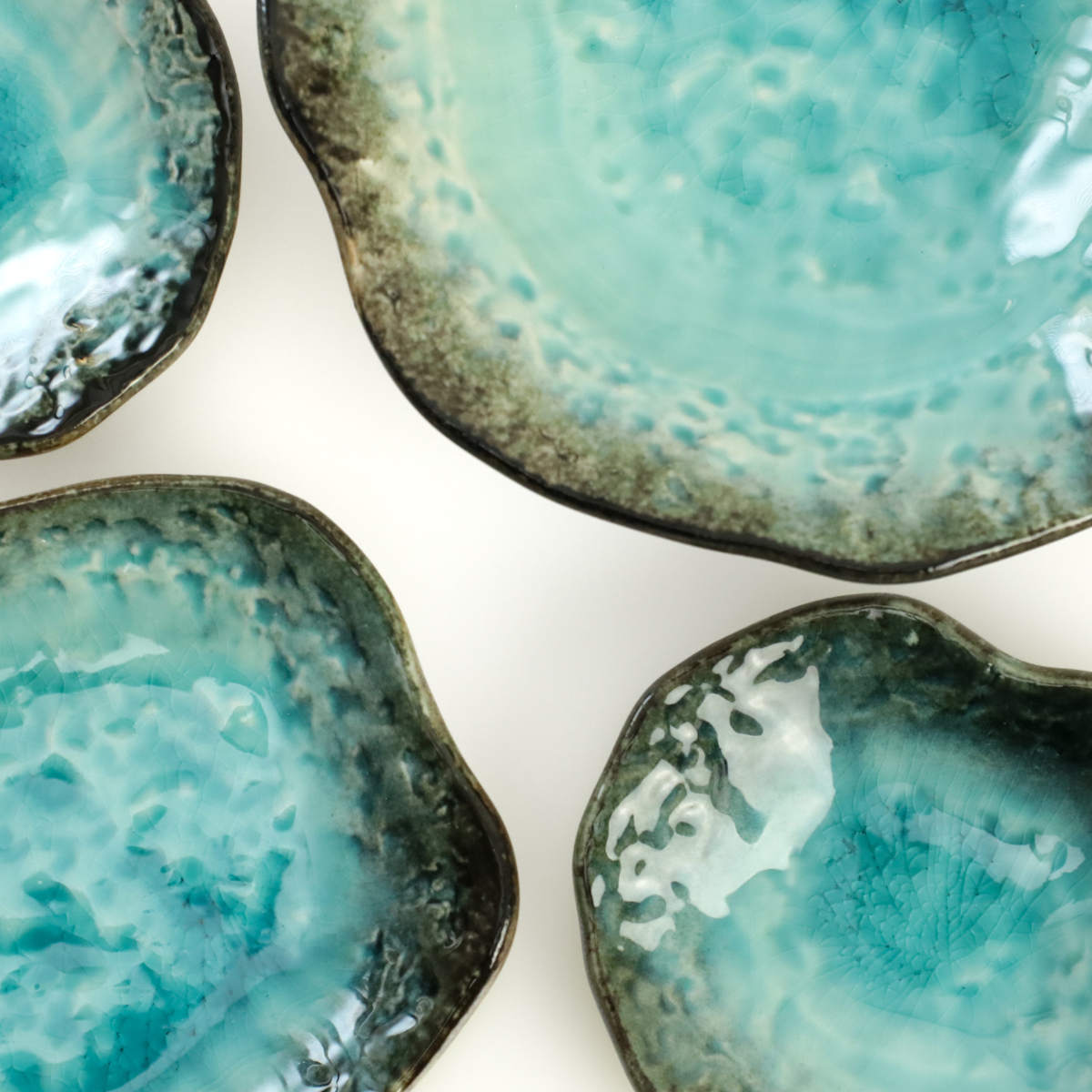 小皿 11cm プレート KANADE 陶器 同色5枚セット ( 電子レンジ対応 皿 お皿 取り皿 和食器 和風 個性的 醤油皿 薬味皿 ソース 醤油 お漬物 副菜 お浸し おしゃれ ) 【青】 青