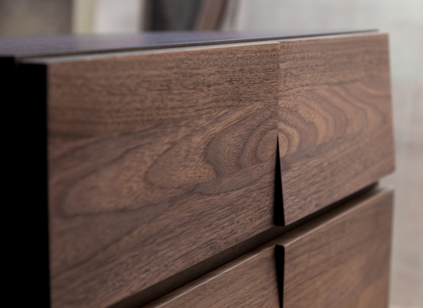 リビングチェスト 6段 モダンデザイン 天然木 日本製 幅44cm ウォールナット ( 開梱設置 チェスト 収納チェスト たんす タンス 収納 引き出し 完成品 国産 リビング収納 木製 木目 モダン ウォルナット 無垢材 おしゃれ ナチュラル )