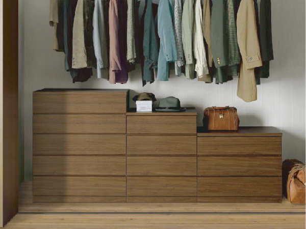 クローゼットチェスト 5段 日本製 Fit 奥行き55cm 幅49cm ( 開梱設置 チェスト 収納チェスト たんす タンス 収納 国産 完成品 箪笥 サイドチェスト リビング収納 木製 木目 シンプル おしゃれ ナチュラル ブラウン 白 茶色 ) 【ウォールナット】 ウォールナット