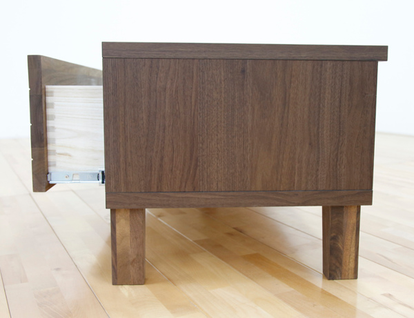 テレビ台 ローボード 北欧風 天然木無垢材 Fente 幅160cm ウォールナット ( 開梱設置 テレビボード テレビラック TV台 TVボード TVラック 完成品 AVボード AVラック 天然木 ウォルナット 無垢 モダン シンプル 木製 木目 おしゃれ )