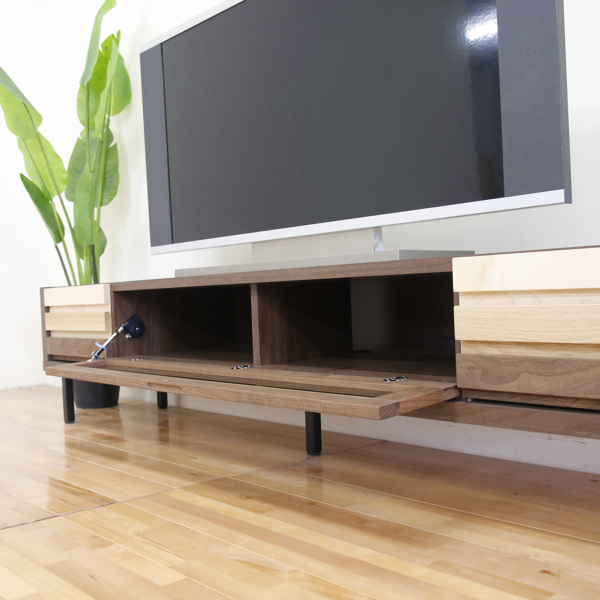 テレビ台 ローボード 天然木 オイル仕上げ IRIS 日本製 約幅180cm ( 開梱設置 テレビボード テレビ 収納 TV台 TVボード 背面化粧 完成品 TVラック AVボード 木製 モダン 国産 高級感 ブラウン おしゃれ )