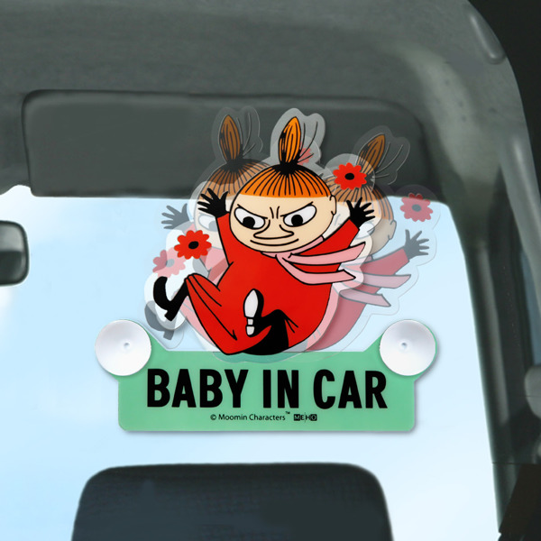 サイン 赤ちゃん ムーミン リトルミイ セーフティサイン 吸盤 スイング （ BABY IN CAR 車 ゆらゆら 赤ちゃんが 乗っています マーク か