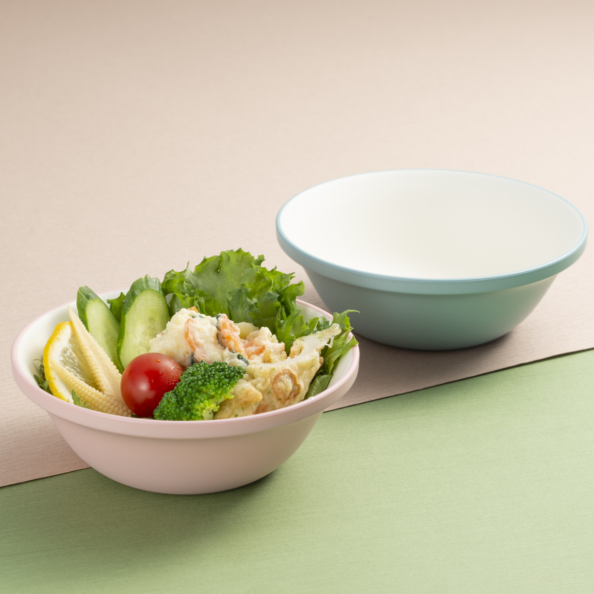 ボウル bitie レンジボウル 抗菌加工 ( 食洗機対応 電子レンジ対応 樹脂製 日本製 深皿 深型 皿 子ども キッズ 食器 おしゃれ シンプル かわいい ) 【ブルー】 ブルー