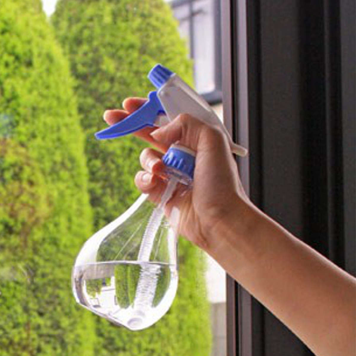 霧吹き ファインスプレー 300ml ( スプレーボトル スプレー ボトル ミストボトル 霧ふき 霧吹 透明 クリア 逆さ 容器 掃除用具 ガーデニング 園芸 洗濯 洗面用品 ヘアセット アイロン )