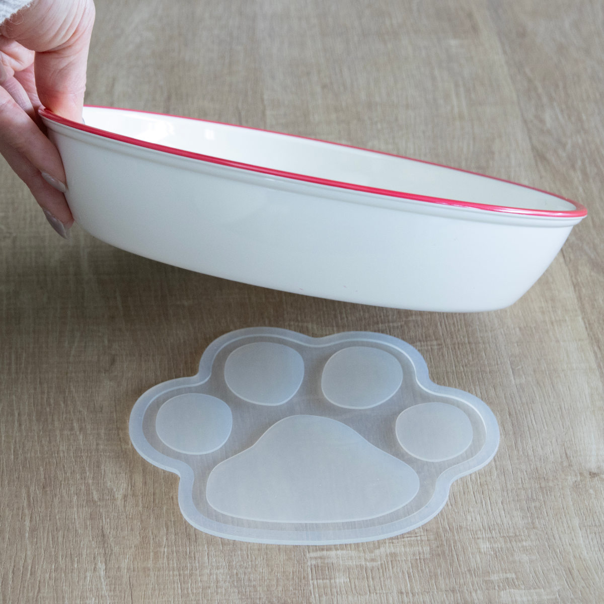 フードボウル Miya Wan 浅型 HORO 1350ml 犬 猫 食器 ( ペットボウル ペット用 餌皿 エサ皿 軽量 安心 安全 ホーロー風 シンプル ペット用食器 えさ入れ 犬用 猫用 割れにくい すべり止め付き ペット用品 ) 【紺】 紺