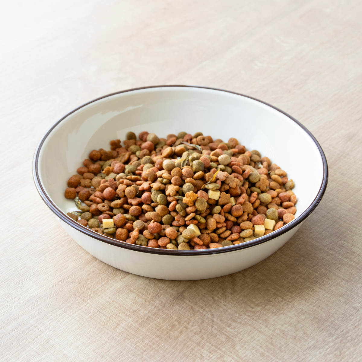 フードボウル Miya Wan 浅型 HORO 1350ml 犬 猫 食器 ( ペットボウル ペット用 餌皿 エサ皿 軽量 安心 安全 ホーロー風 シンプル ペット用食器 えさ入れ 犬用 猫用 割れにくい すべり止め付き ペット用品 ) 【紺】 紺