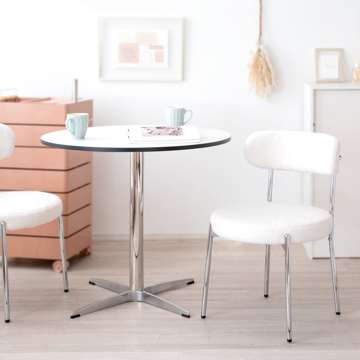 ダイニングチェア 座面高44.5cm ブークレ生地 Anti ( スチール 椅子 チェア デスクチェア リビング 丸 ラウンド 座面 ふわふわ もこもこ モノトーン 可愛い ) 【グレージュ】 グレージュ