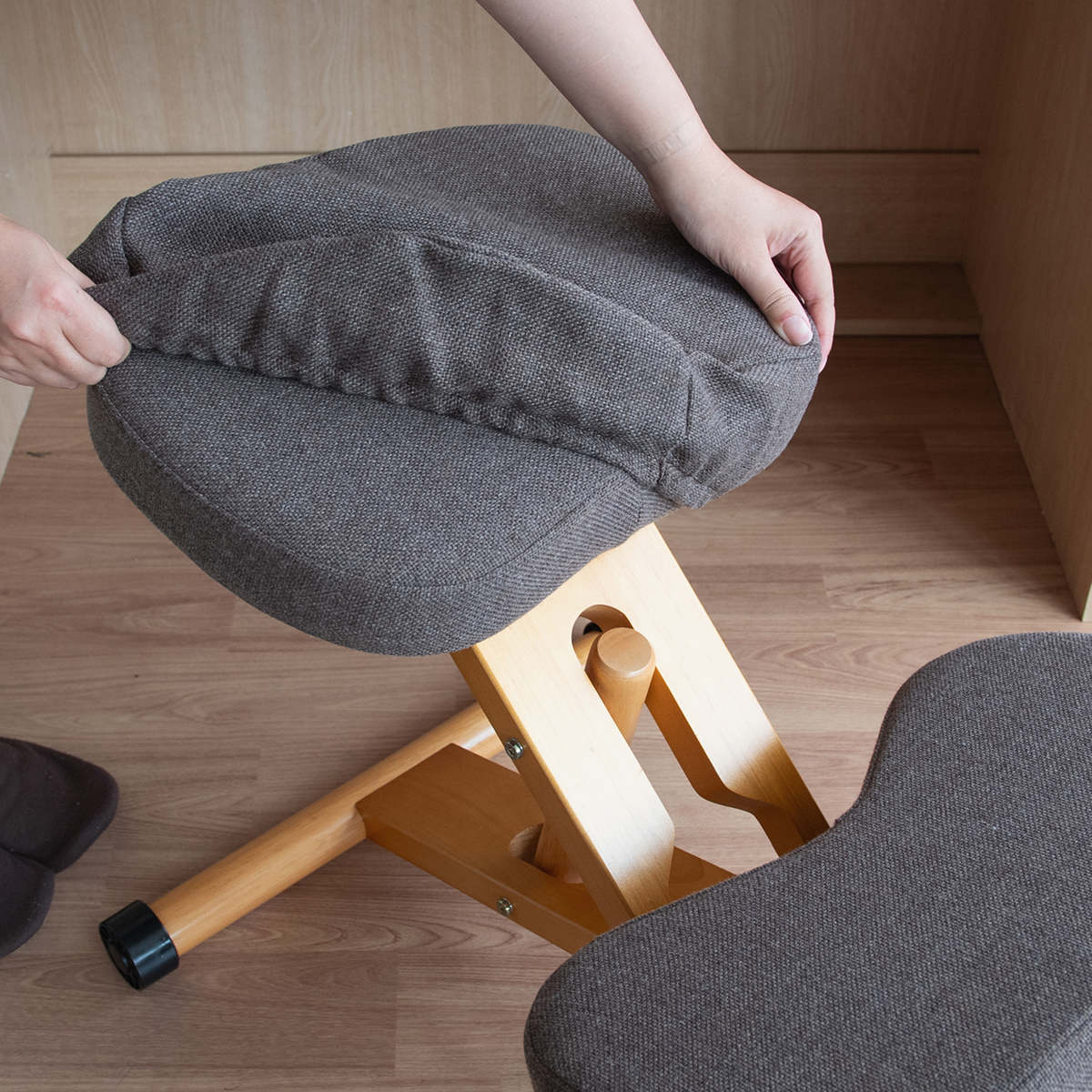 チェアカバー プロポーションチェア 補助クッションなしタイプ専用 替えカバー ( カバー 専用 椅子カバー 学習椅子 学習チェア 座面カバー 膝カバー 手洗い 洗える ゴム使用 着脱簡単 ファブリック ) 【ピンク】 ピンク