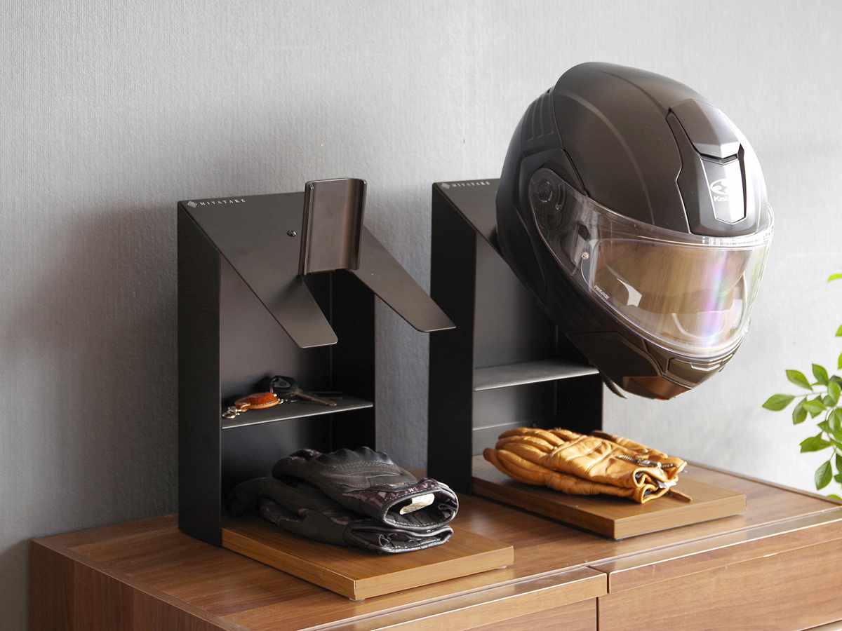 ヘルメットスタンド 幅20cm 棚付 ディスプレイラック GALEA ( ディスプレイ ラック バイク ヘルメット 棚 収納 卓上 スタンド ブラック ホワイト ) 【ブラック】 ブラック